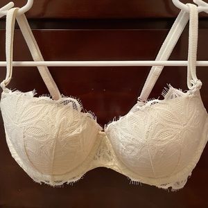 Victoria’s Secret PINK Date Push-up Bra in Ivory Size 34C